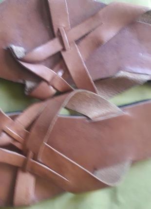 Шлепанцы босоножки кожа