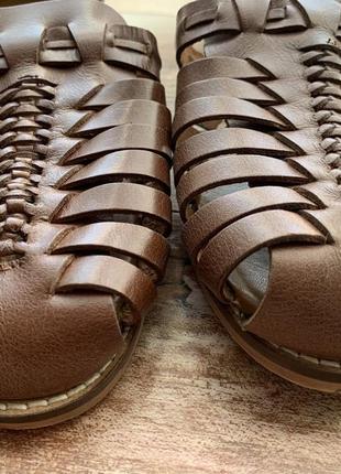 Перфорированные кожаные туфли мокасины5 фото