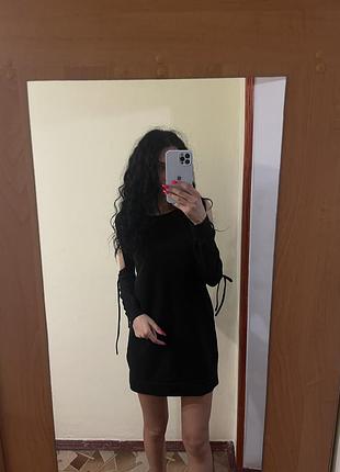 Платье черное