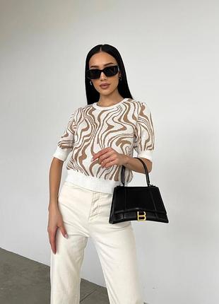 Топ у хвилястий принт