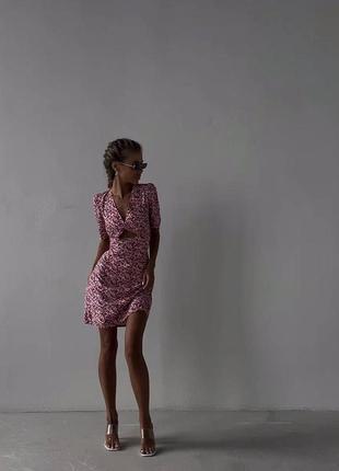 Цветочное легкое мини платье хлопка с фигурным вырезом 2 цвета7 фото