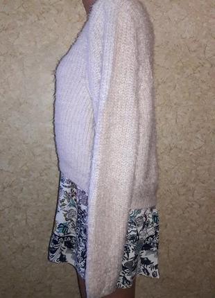 Укороченный пудровый свитер-травка с пришитой майкой3 фото