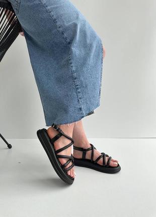 Босоніжки сандалі чорні бежеві білі натуральна шкіра