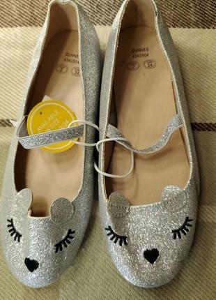 Серебряные туфли для принцессы с мышкой dunnes3 фото