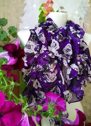 Потрясающий фиолетовый шарф с модными пыльными розами платок с драпировкой4 фото
