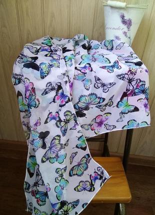 Светлый шарф с разноцветными бабочками палантин платок3 фото