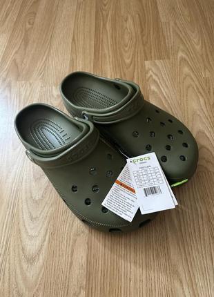 Crocs