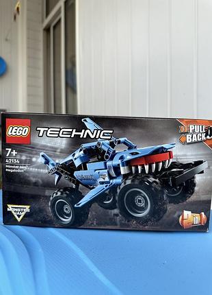 Конструктор lego technic monster jam megalodon (42134)