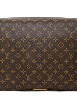 Louis vuitton large messenger bag