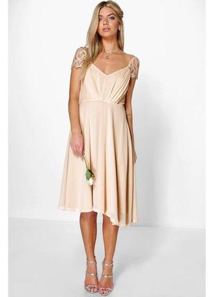 Вечернее платье