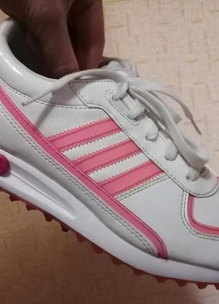 Кросiвки adidas la trainer 21 фото