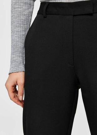 Укороченные костюмные брюки из тонкой шерсти selected femme5 фото