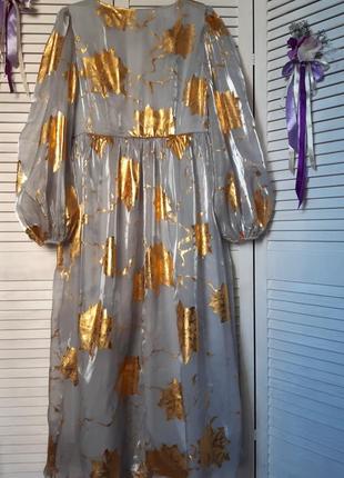 Нарядное, вечернее платье с длинными рукавами фонариками в принт листья shein