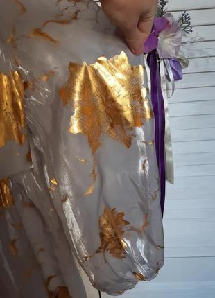 Нарядное, вечернее платье с длинными рукавами фонариками в принт листья shein