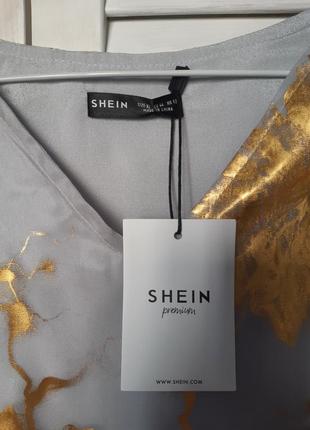 Нарядное, вечернее платье с длинными рукавами фонариками в принт листья shein