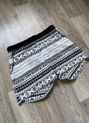 Шорты летние