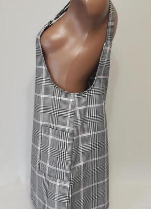 Актуальний сарафан у клітинку