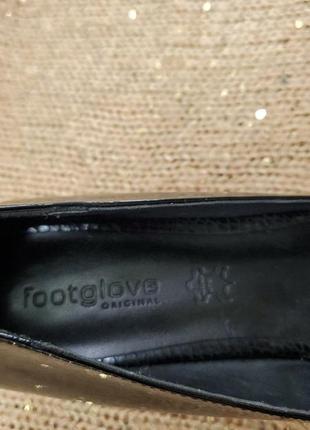 Footglove лаковые новые черные туфли на низком каблуке рюмке6 фото