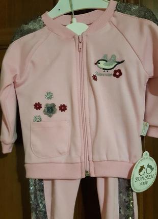 Костюм на дівчинку