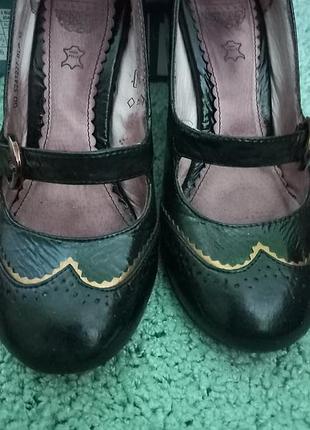 Туфлі chester england 36