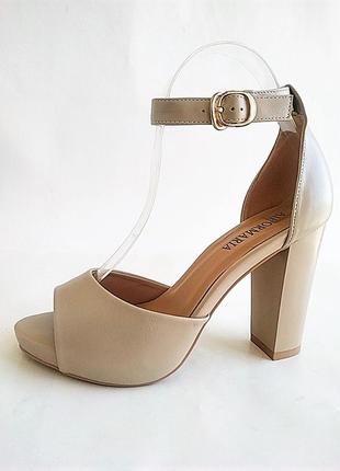 Босоніжки польща. розмір  38