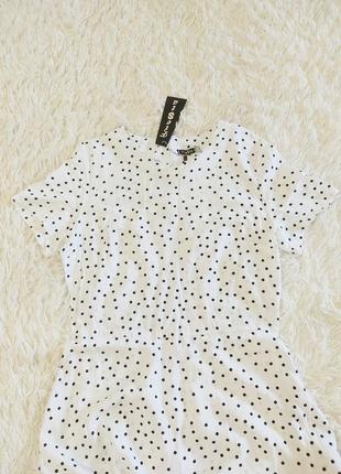 Длинное платье в горошек