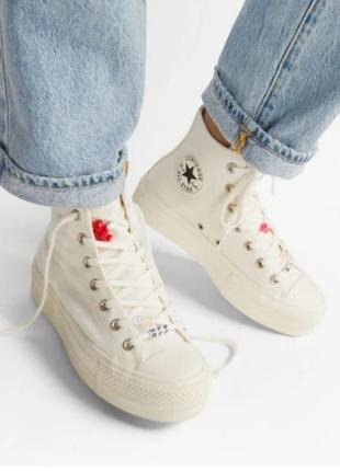 Кеды белые на платформе converse chuck taylor all star lift platform