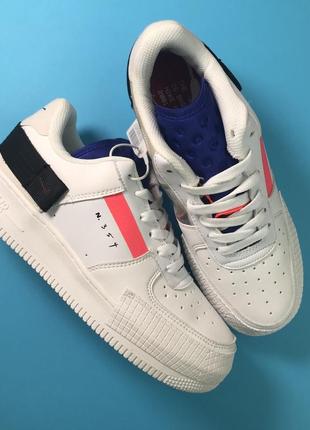 Nike air force 1 white red orbit. женские кожаные белые кроссовки, мужские демисезонные.