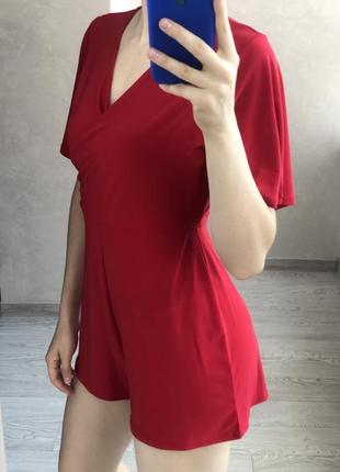 Комбинезон красный шортами missguided9 фото