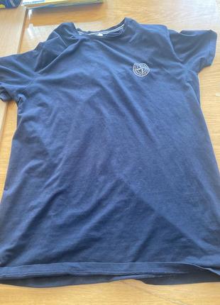 Стол айленд футболка