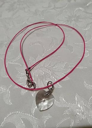 Кулон сердечко из стекла на шнуре 55 см