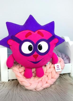 М'яка іграшка - подушка їжачок смішарики.