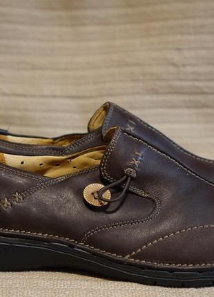 Легчайшие темно-коричневые кожаные спортивные туфельки clarks unstructured. англия. uk 6.
