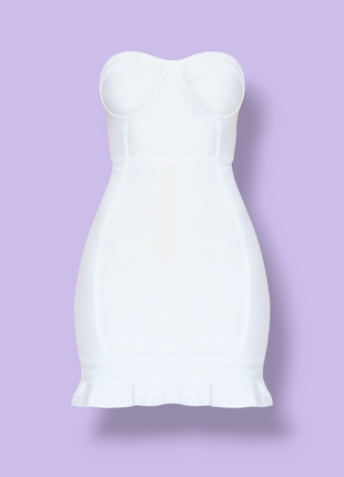 Біла сукня від prettylittlething8 фото
