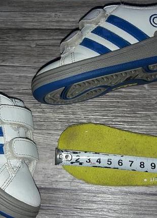 Кросівки р. 21 6