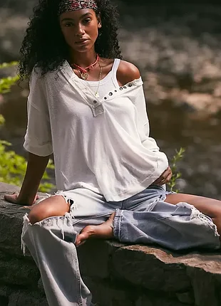 Вільна з напуском футболка  free people henley, оверсайз
