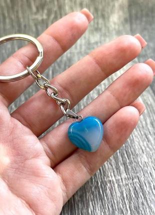 Натуральный камень голубой агат кулон в форме мини сердечка на брелке - оригинальный подарок девушке