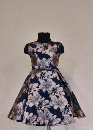 Платье в наличии для девочки 3-4 рочки