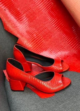Эксклюзивные туфли из натуральной итальянской кожи и замша женские на каблуке