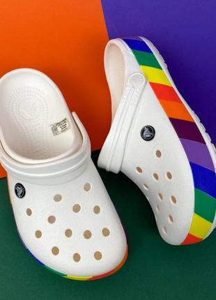 Женские кроксы сабо original crocband rainbow block white радуга