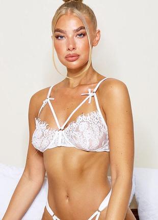 Бюстгальтер 70в prettylittlething гипюр