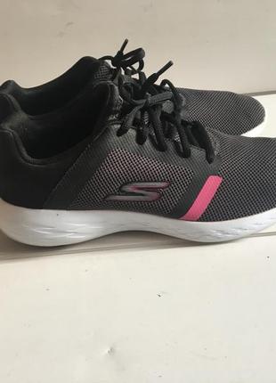 Кроссовки skechers р.39