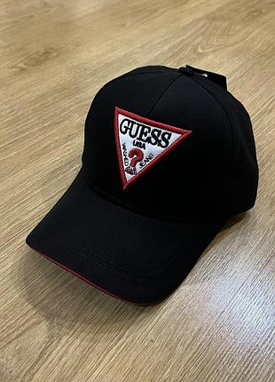 Кепка guess