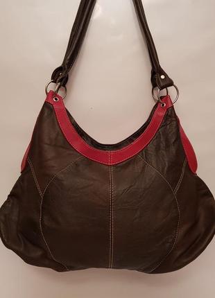 Італія! гарна цікава шкіряна сумка шоколадного кольору