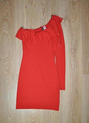 Яркое красное  платье h&m1 фото