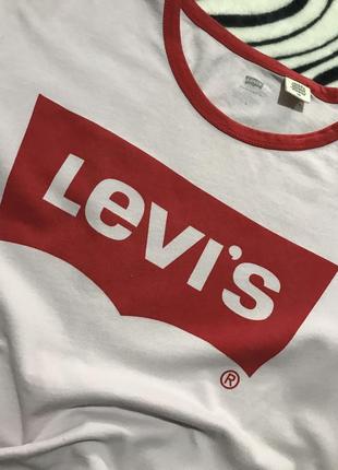 Женская футболка levis2 фото