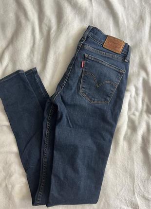 Джинси skinny levi's