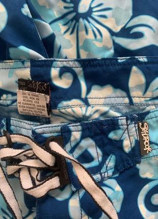 Яркие пляжные шорты плавки saltrock с цветочным принтом размер l4 фото