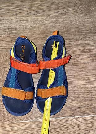 Детские сандали next