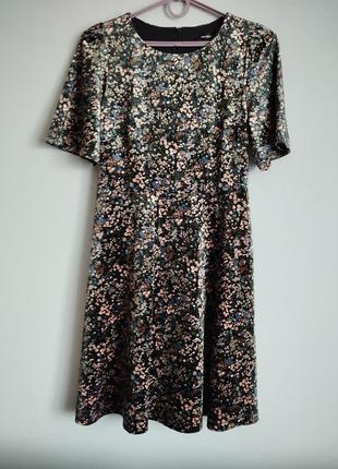 Бархатное платье с цветочным принтом2 фото